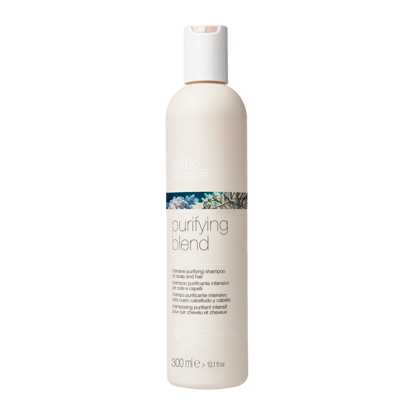 Ideal for men and women with dandruff who want to gently cleanse their hair and get rid of grease, impurities and dullness. SLS/SLES and paraben free.